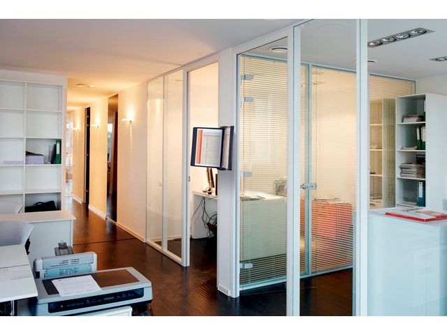 Väggställ SHERPA Style