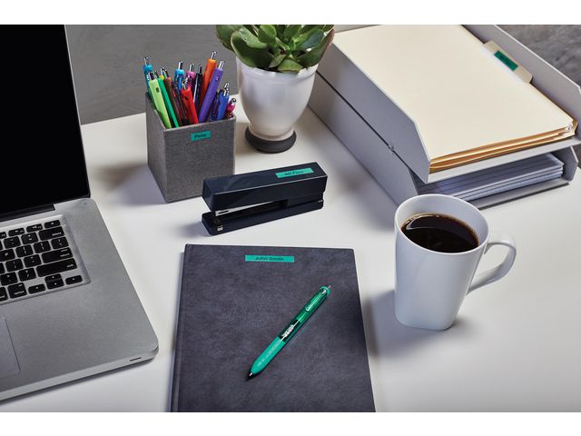 Tape DYMO D1 12mm svart på grön