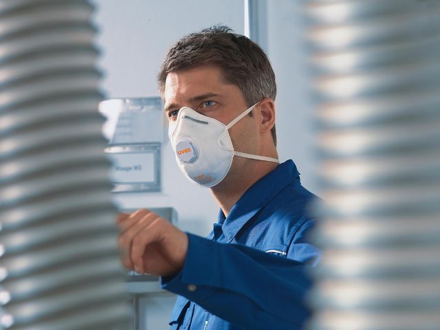 Andningsskydd UVEX 2210 FFP2 vent. 15/fp