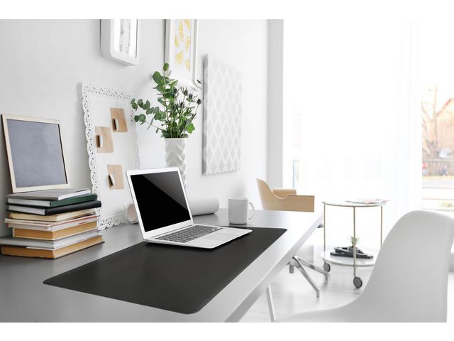 Skrivunderlägg DURABLE PP 65x50cm svart