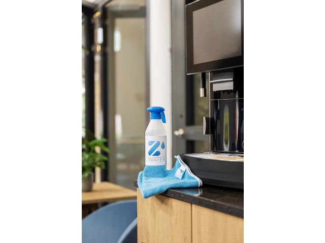 Dänkflaska ZTRILA blå 750ml