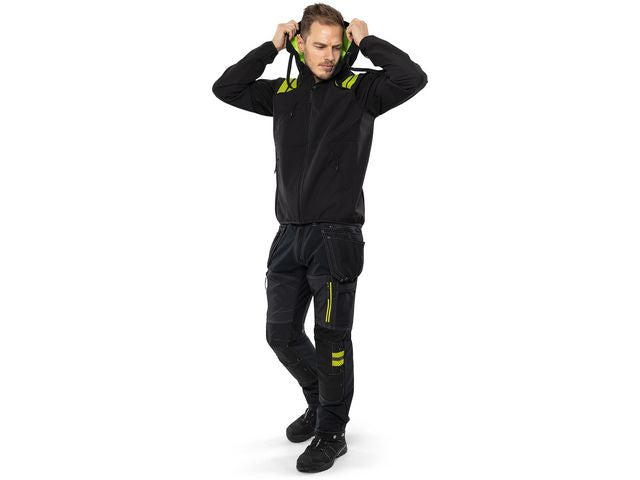 Softshelljacka huva FRISTADS 7461 sv M