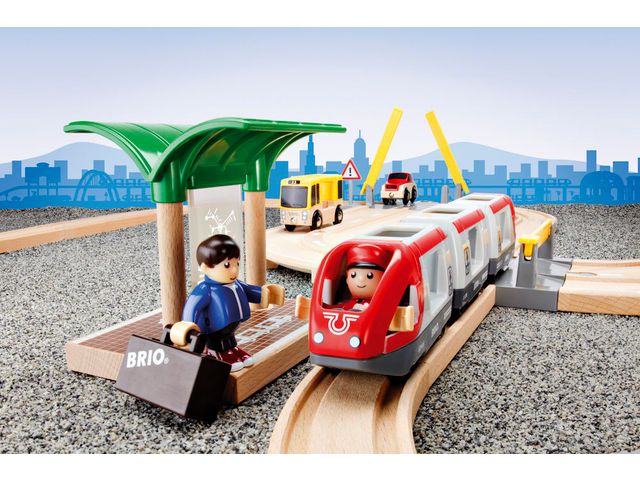 Tågbana BRIO räls och väg