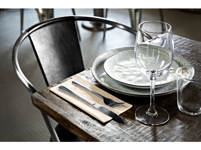 Servett TORK Adv 2-lag 39x39cm 150/fp