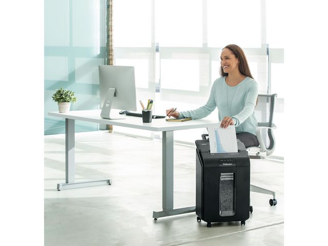 Dokumentförstörare FELLOWES AutoMax 100M