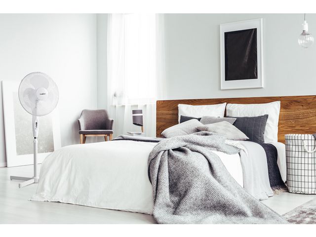 Stativfläkt NEDIS 40 cm 45W + fjärr vit