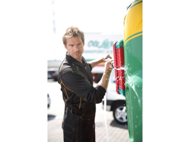 Borste VIKAN bil m/vattengenomlöp 37cm