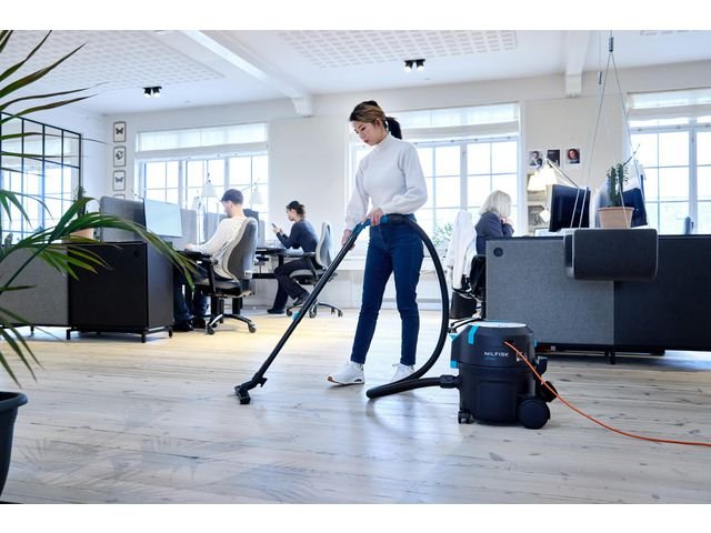 Dammsugare NILFISK VP400 Hepa XT EU