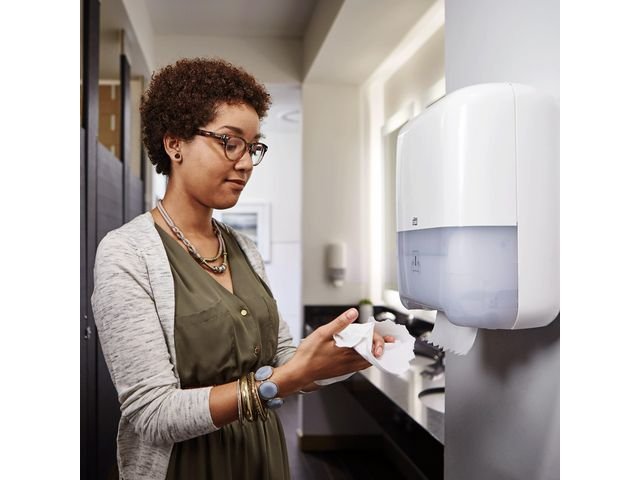 Handduk TORK Pre H1 2 - lag vit 6/fp