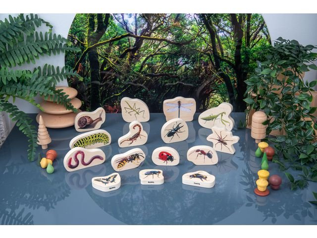 Träfigurer insekter 15/fp