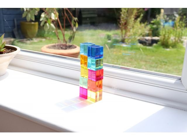 Transparent ädelstens kuber 10/fp